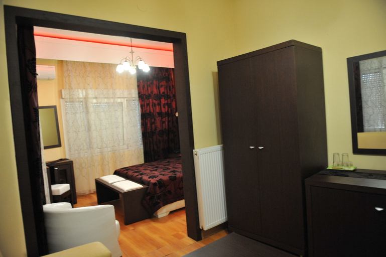 Bedroom 3, Hotel Emporiko, East Macedonia and Thrace