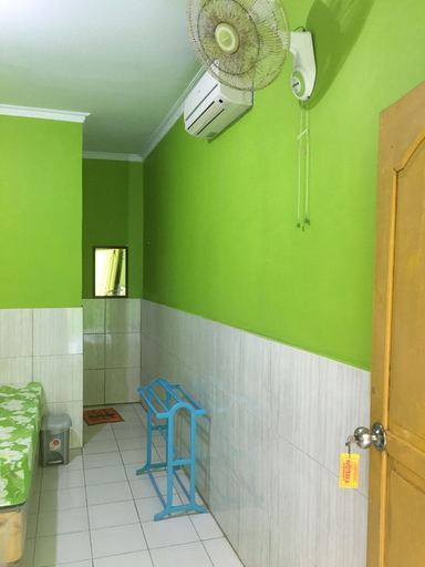 Bedroom 2, Hotel Trias Parangtritis, Bantul