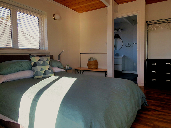 Bedroom 3, The Fourth Lock Bed & Breakfast, Halifax