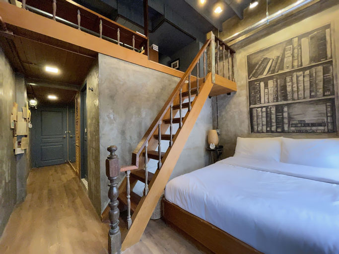 Bedroom 18
