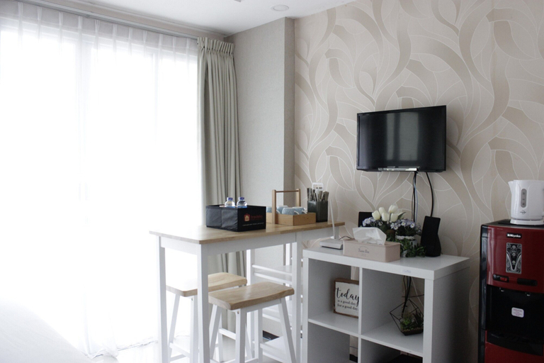 Others 2, Spacious & Stylish Studio at Gateway Pasteur Apartment, Bandung