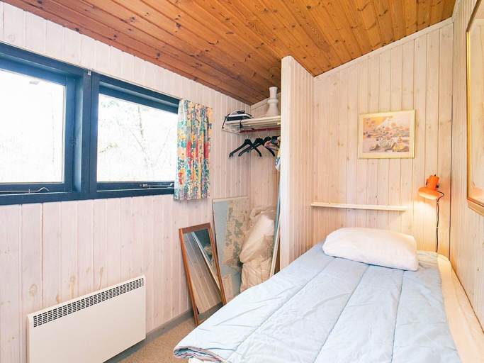 Bedroom 2, Gorgeous Holiday Home in Blåvand Jutland With Terrace, Varde