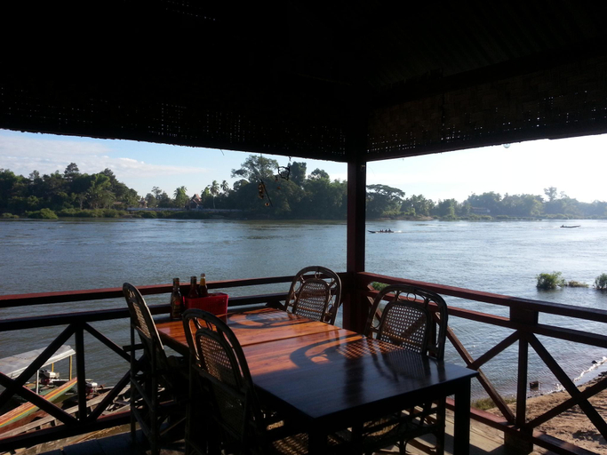 Others 5, Mr Tho's Bungalow, Khong