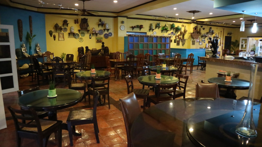 Food & Drinks 5, Puerto Del Sol Beach Resort, Bolinao