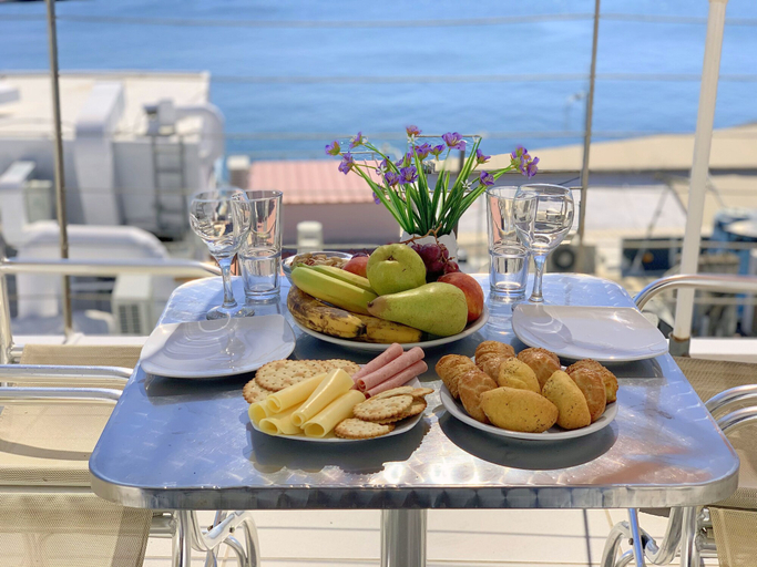 Food & Drinks 4, Kassavetis Center - Hotel Studios & Apartments, Crete