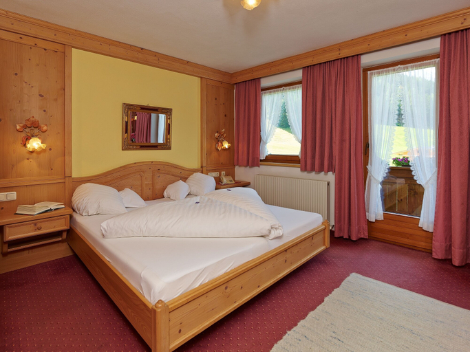 Bedroom 3, Ländenhof, Schwaz
