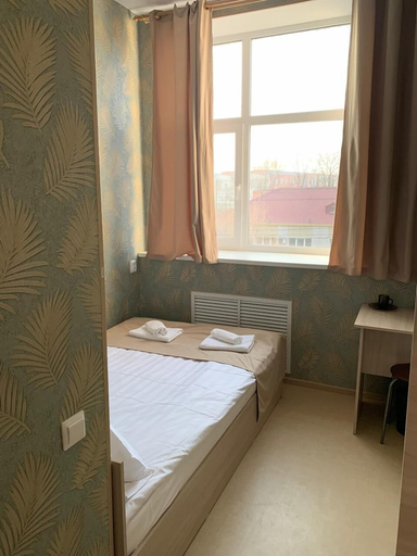Bedroom 4, Biruza Hotel, Vladivostok gorsovet