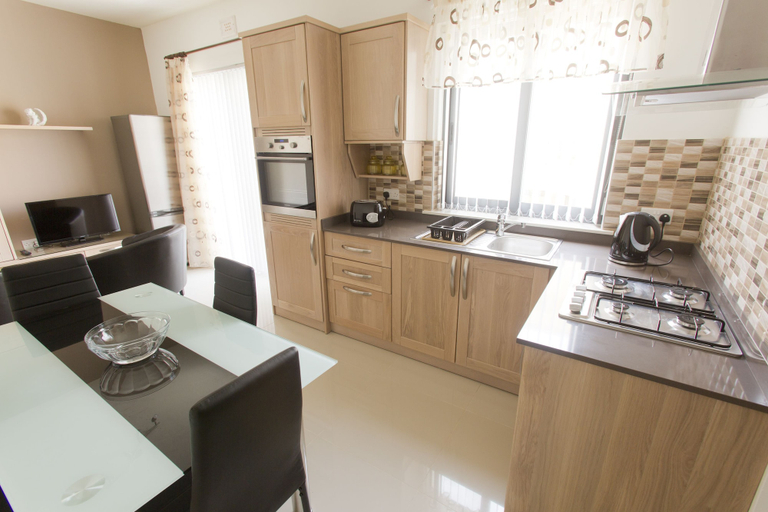 Others 5, Waterside Apartments