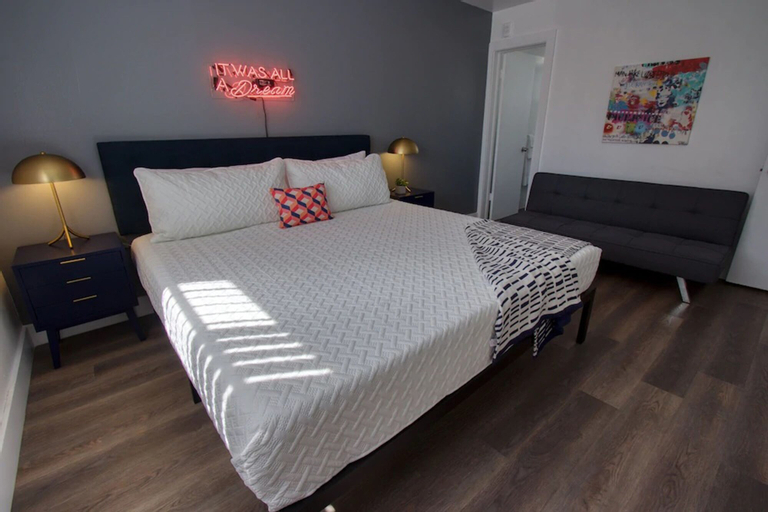 Bedroom 10