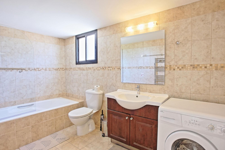 Bathroom 4, Villa Maria Latchi in Latchi