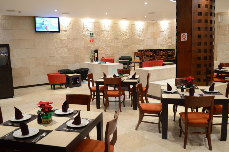 Food & Drinks 5, We Hotel Aeropuerto, Mexico City