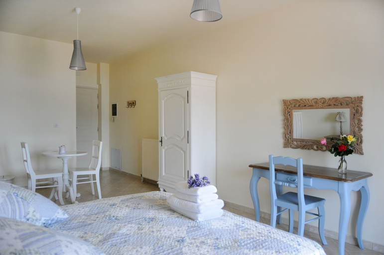 Bedroom 4, Triantafilia Guesthouse, Central Greece