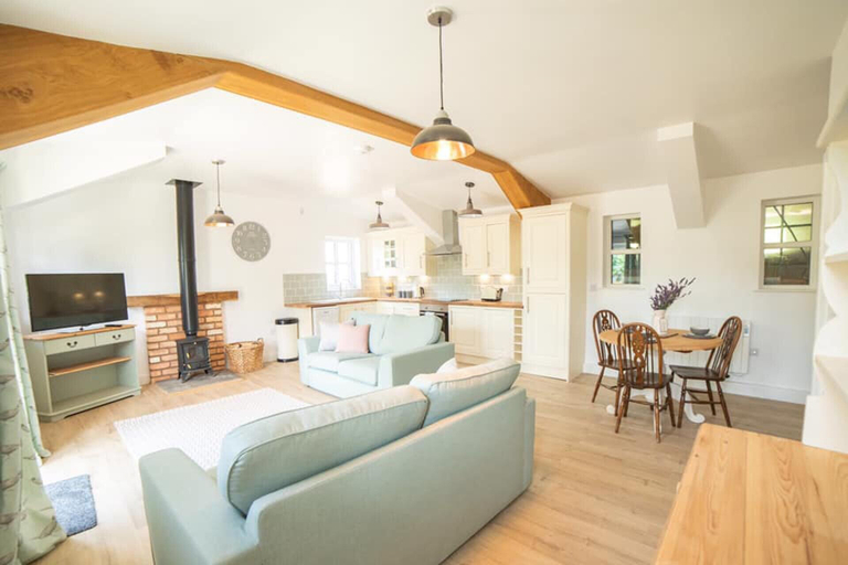 Others 5, Lovely 1-bed Lodge in Drybrook, Gloucestershire