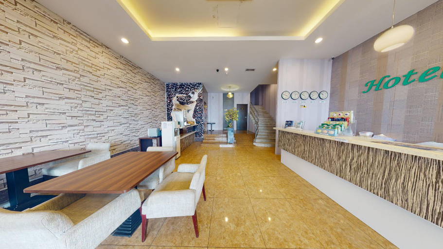 Others 5, Tebrau Ct, Johor Bahru