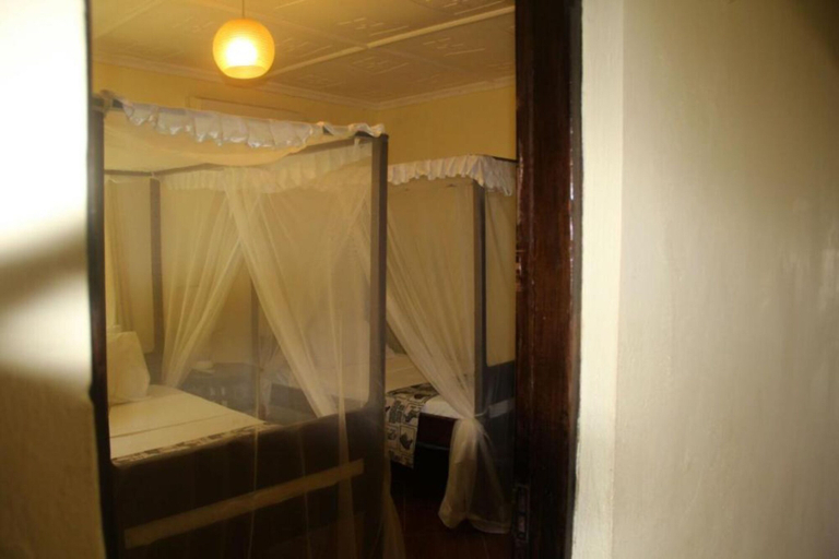 Bedroom 2, Coral Beach Resort, Msambweni