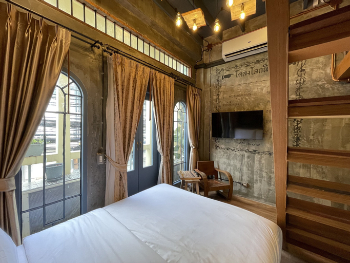 Bedroom 14