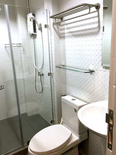 Bathroom 5, Urban Hostel Bangkok, Bang Rak