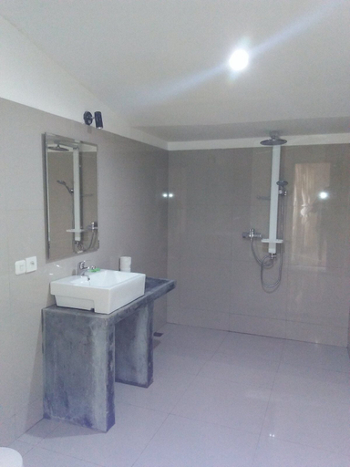 Bathroom 4, Dream Hotel, Lombok