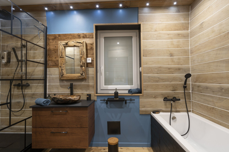 Bathroom 4, Domaine Les Tilleuls, Pas-de-Calais