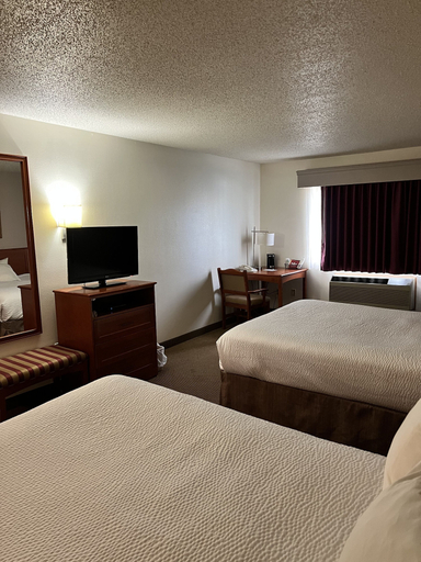 Bedroom 3, Serena Inn & Suites - Sundance, Crook