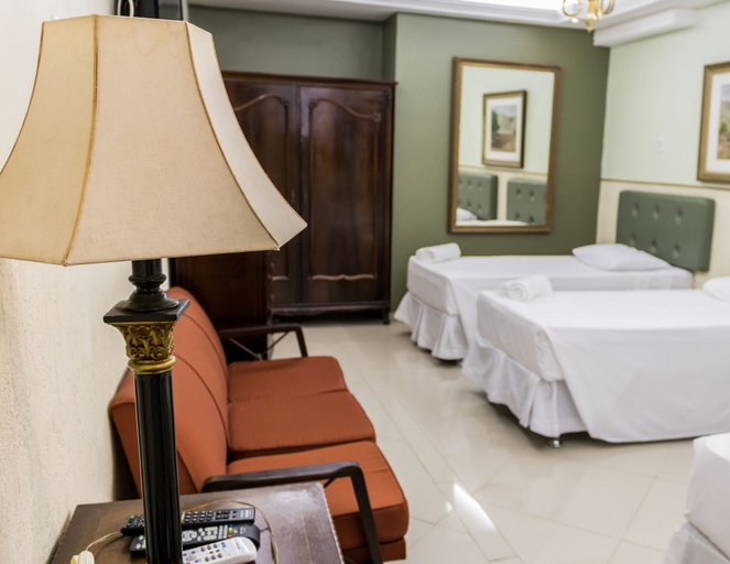 Bedroom 2, Lemes Hotel, Barra do Piraí
