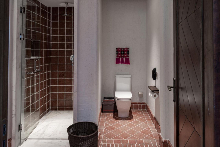Bathroom 4, Ximeng Xikang Wellness & Resorts, Pu'er