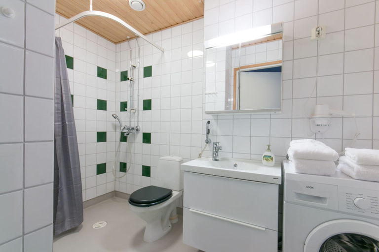 Bathroom, Sampo Studios, Lapland