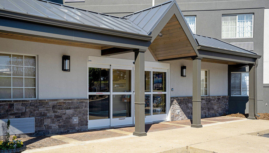 Exterior & Views 2, MainStay Suites Chattanooga Hamilton Place, Hamilton