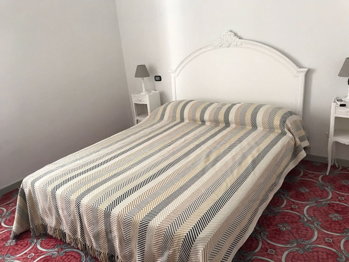 Bedroom 4, R&D Rest and Dream Capri, Napoli