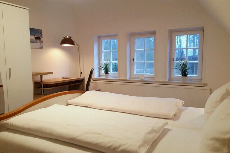 Bedroom 2, Ferienwohnung Forellenblick, Heidekreis