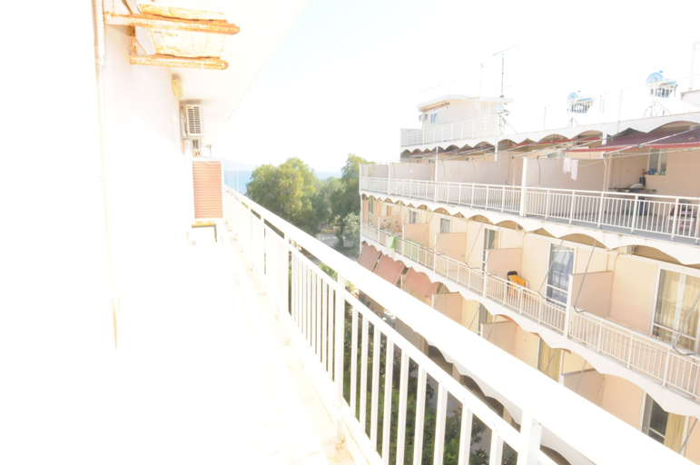Others 4, Kinetta Apartments, Attica