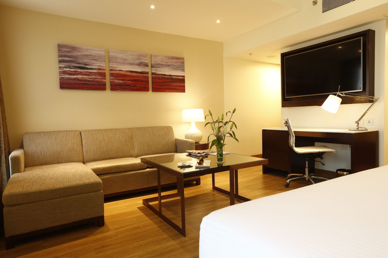 Bedroom 3, Courtyard by Marriott Surat, Surat