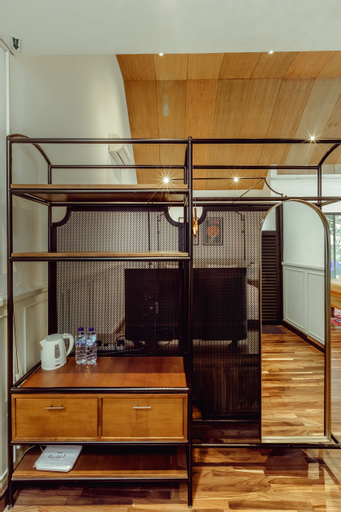 Bedroom 8