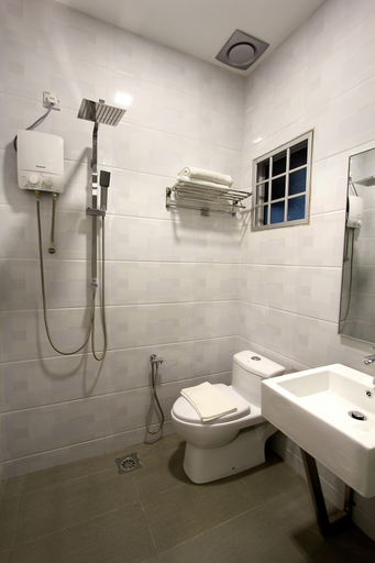 Bathroom 4, Kimal Hotel Kamunting, Larut and Matang