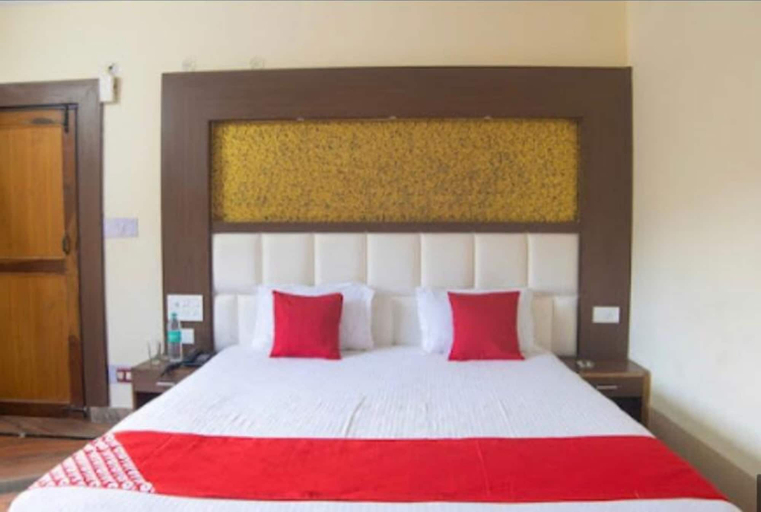 Bedroom 5, Goroomgo Kavyansh Villa Bhimtal , Nainital