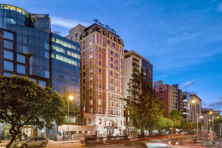 Exterior & Views
