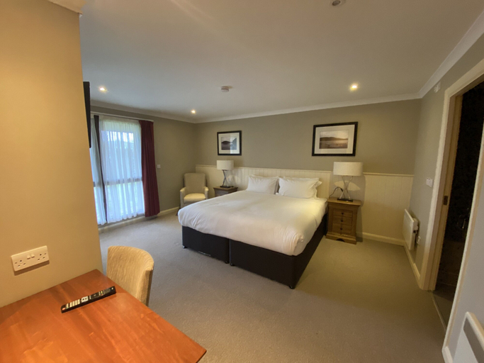Bedroom 3, Luxury Loch Lomond Lodge, Argyll and Bute