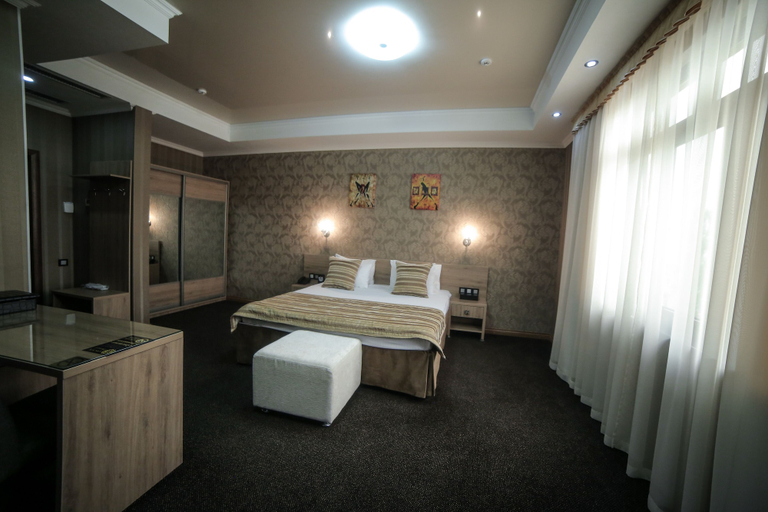 Bedroom 2, Onyx Hotel, Bishkek