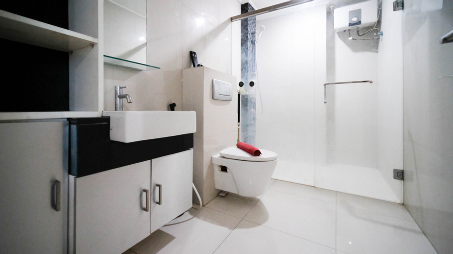 Bedroom 3, Stunning and Cozy 1BR at The Via and The Vue Apartment By Travelio, Surabaya