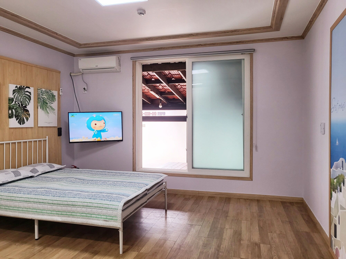 Bedroom 3, Byeoldul Pension, Boryeong