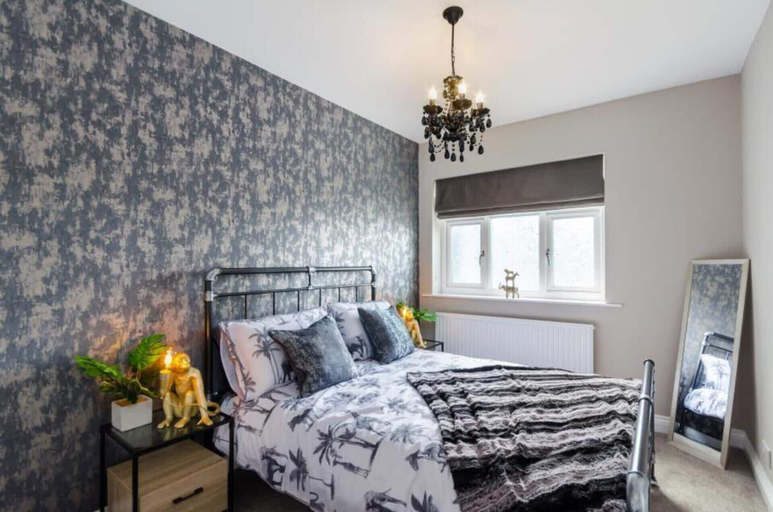 Bedroom 5, Time is Now! Beautiful Apartment in York, York