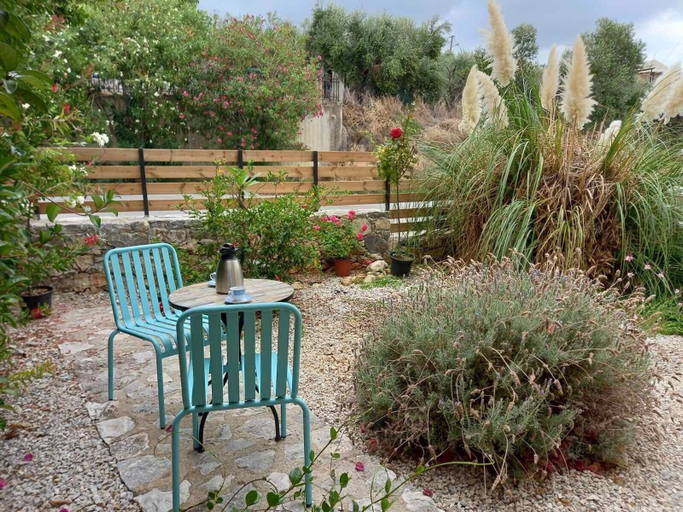 Others 4, Mili's House SeaView - Kalyves, Crete