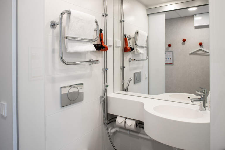Bathroom 4, Omena Hotel Vaasa Espen, Ostrobothnia