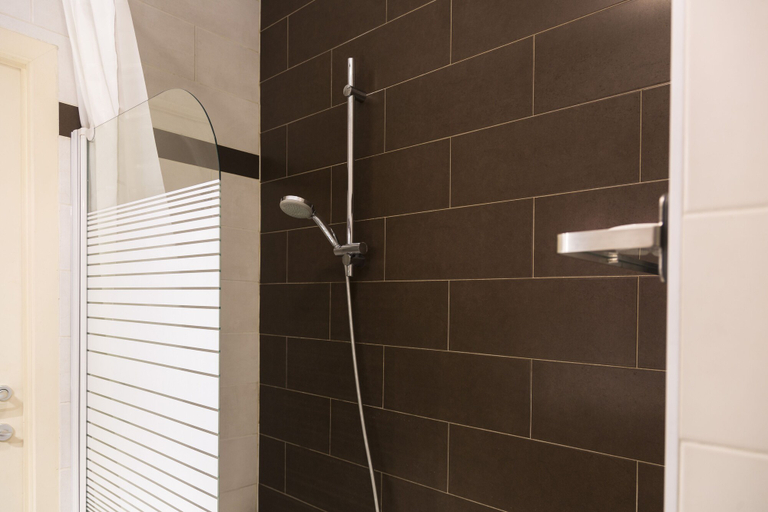 Bathroom 3, Brussels Center Design Residence, Bruxelles