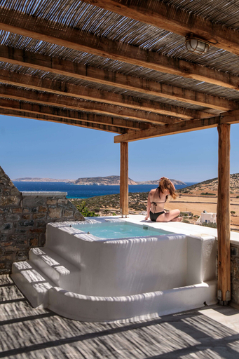Others 5, Africanis Bungalows, South Aegean