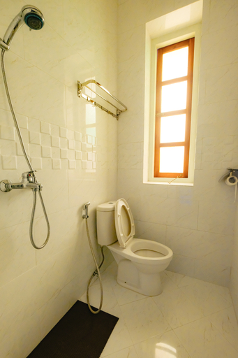 Bathroom 2, Villa Ruang Rindu, Yogyakarta