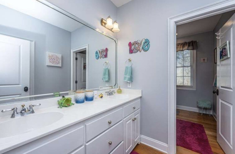 Bathroom 4, Cozy Country Living, Berkeley