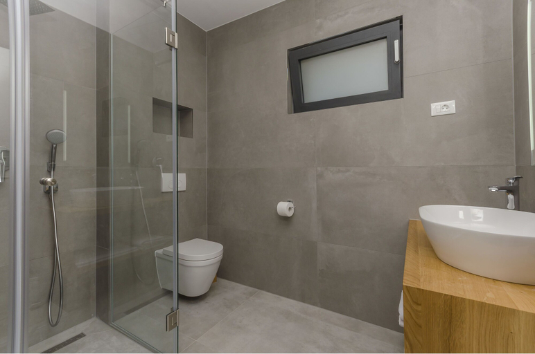 Bathroom 3, Apartments Villa Adriana I, Vodice
