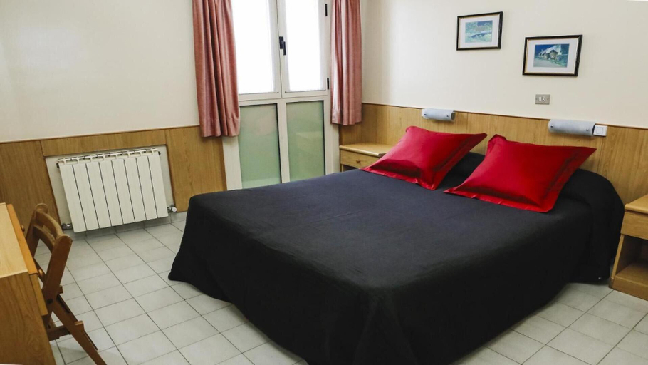 Bedroom 3, Hotel Piñupe, Vizcaya