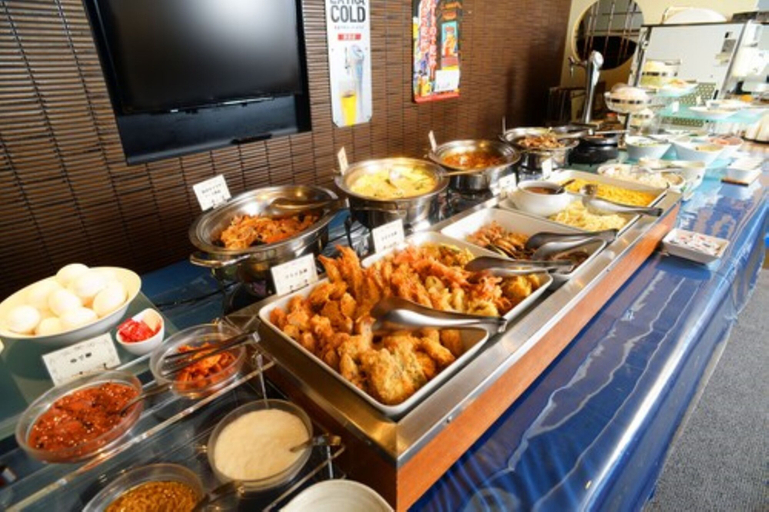 Food & Drinks 5, Nikoh Capsule Hotel Refre - Hostel - Caters to Men, Sapporo